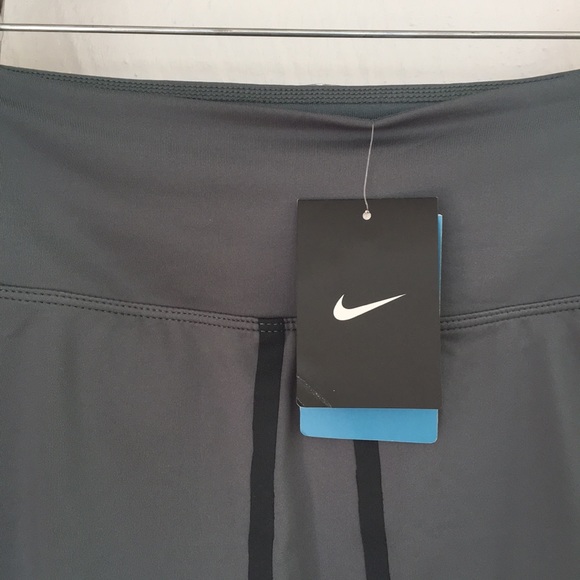 Nike Maria Sharapova Gray/Green Tennis Skirt - Picture 5 of 8